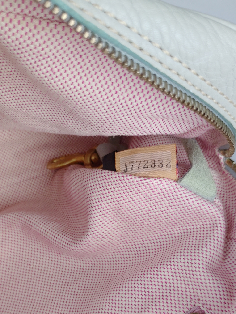 Dooney & Bourke Women's Tote Handbag. - Picture 16 of 16